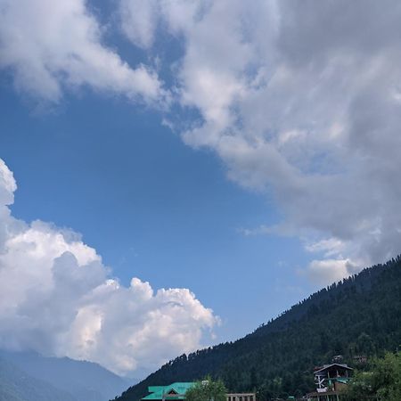 Summer Cottages Manāli Екстериор снимка